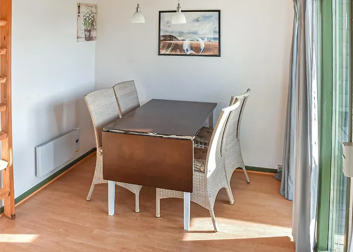 2 Bedroom Beautiful In