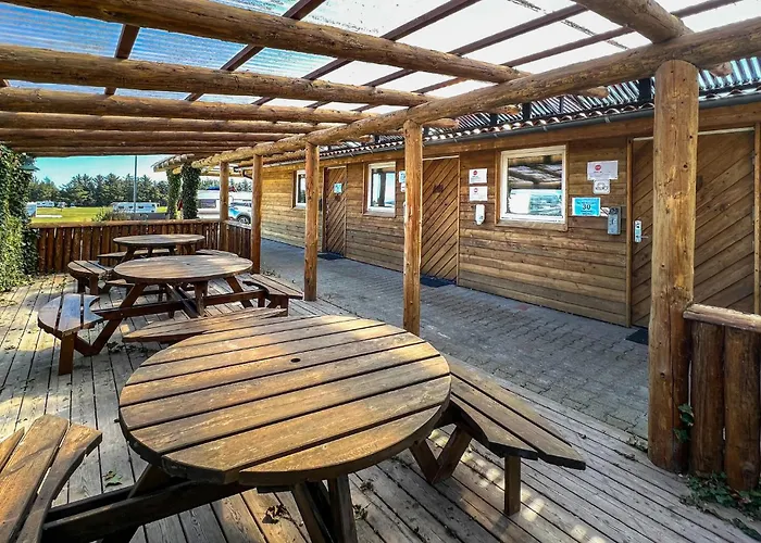2 Bedroom Beautiful In Tatil Evi Hanstholm